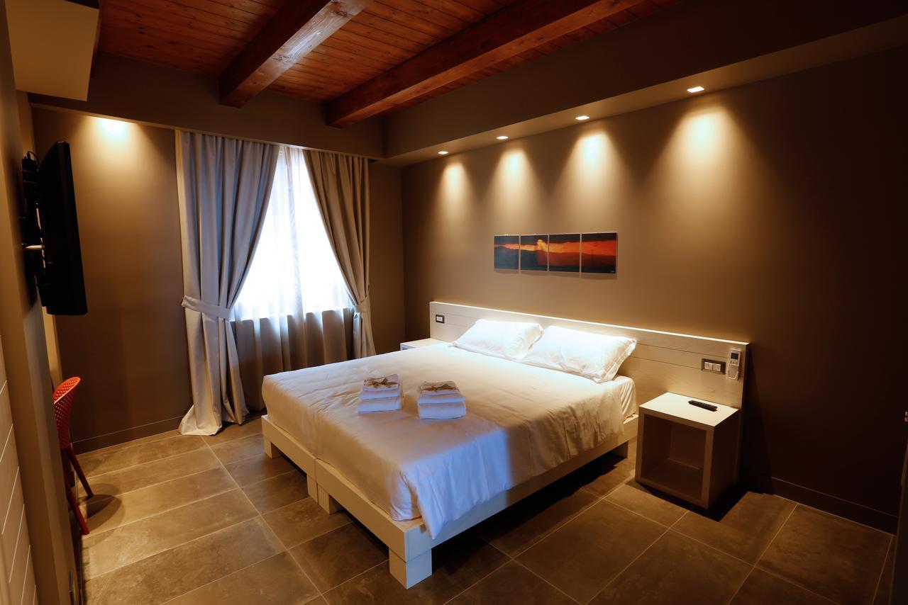 Il Casato Deluxe Rooms Scilla Exterior foto